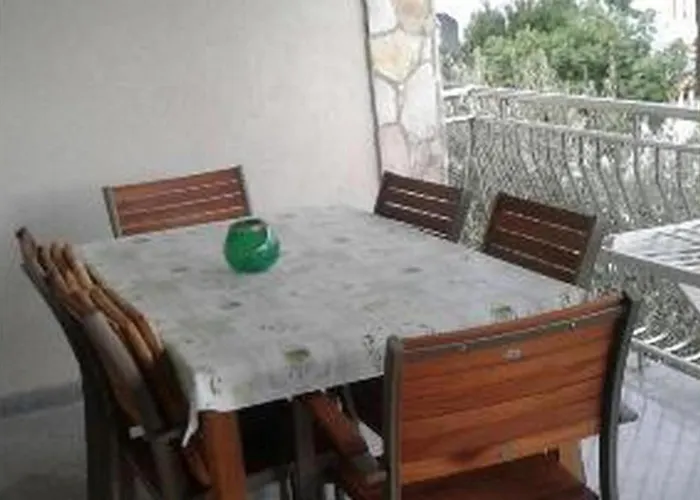 With Parking Space - 24289 Apartment *