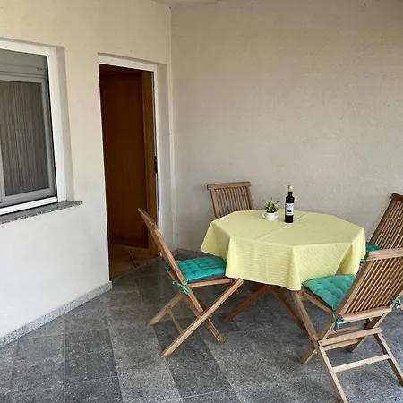 With Parking Space - 24289 Appartement