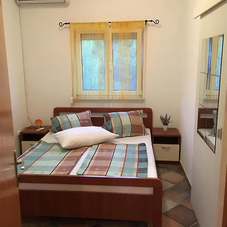 Apartment With Parking Space - 24289 Vir